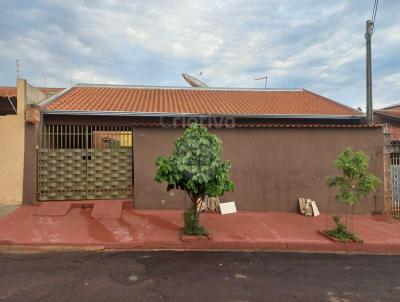 Casa para Venda, em Ourinhos, bairro Recanto dos Pássaros, 2 dormitórios, 1 banheiro, 3 vagas